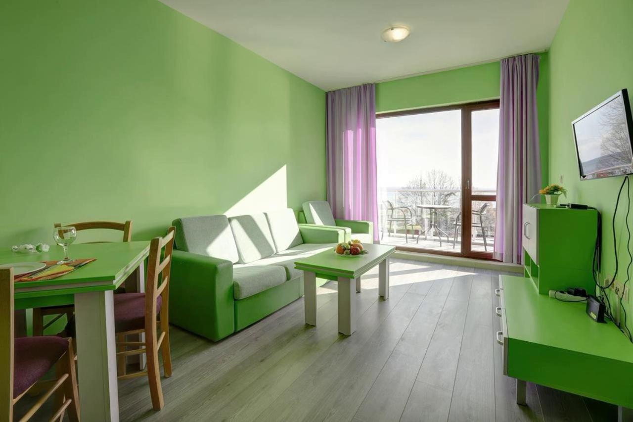 1-St Line Izvora Sea View Apartments On Goldstrand Exterior foto